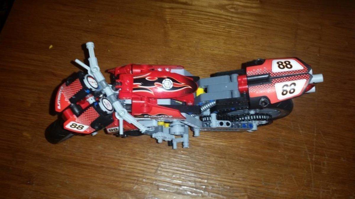 431 Pcs Motorbike Block Set - American Legend Rider