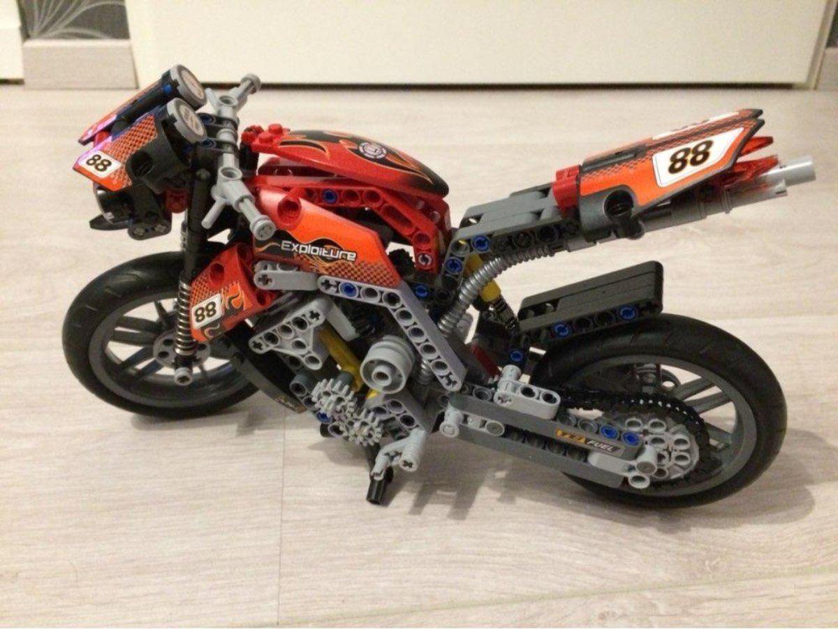 431 Pcs Motorbike Block Set - American Legend Rider