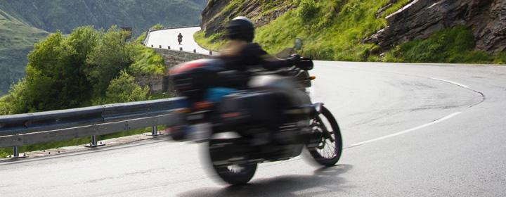 How to Ride Your Motorcycle Safely in Windy Conditions