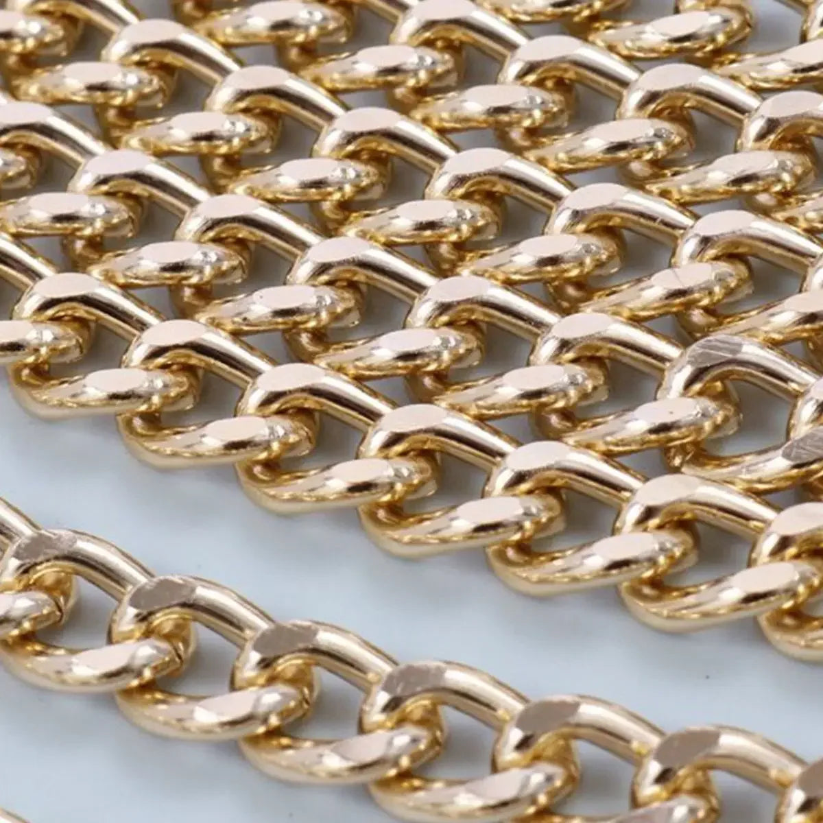 ALR™ Goth Chunky Gold Chain Belt