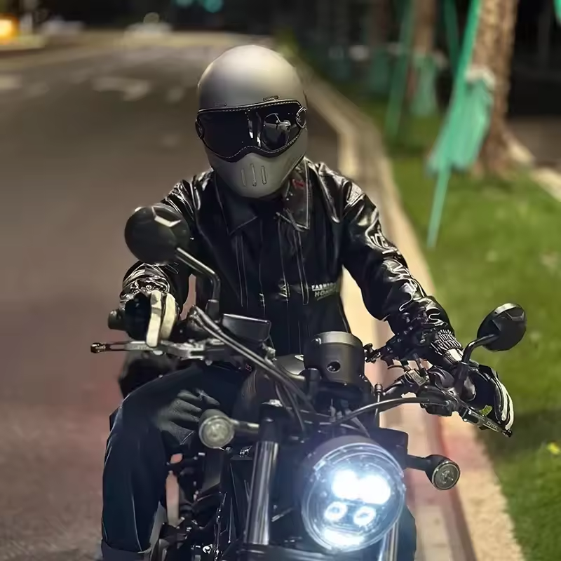 Retro Full Face Motorcycle Helmet – DOT Approved Vintage Design