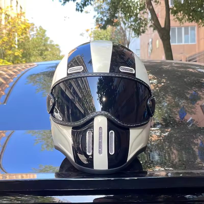 Retro Full Face Motorcycle Helmet – DOT Approved Vintage Design
