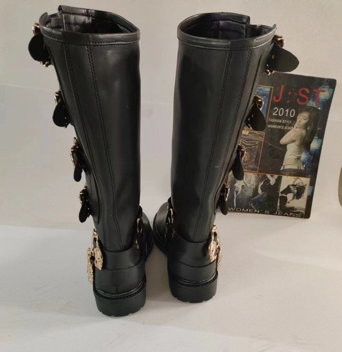 Men's Calf High Motorcycle Riding Boots with Skull Buckles
