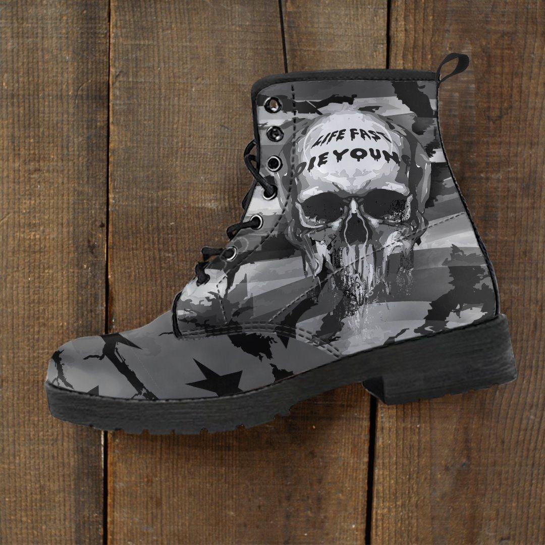 Gray Flag Skull Boots - American Legend Rider