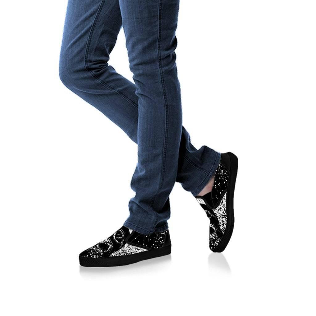 Skull Slip-On Shoes for Him & Her, Black/White - American Legend Rider